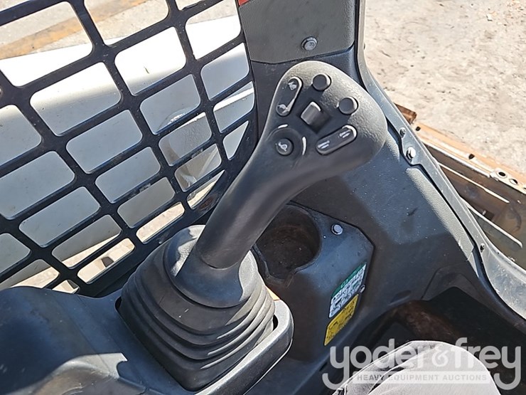 2021-bobcat-t62-image-25