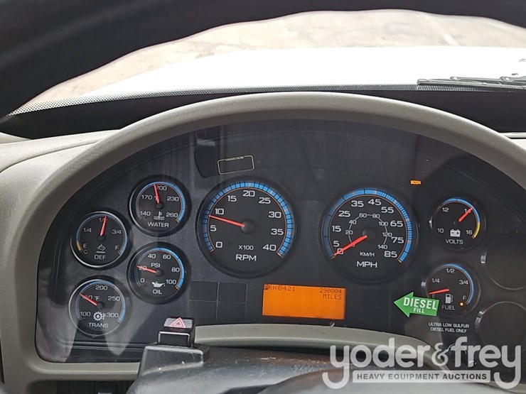 2015-international-durastar-4300-image-41