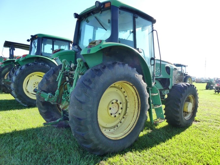 john-deere-7330-image-3