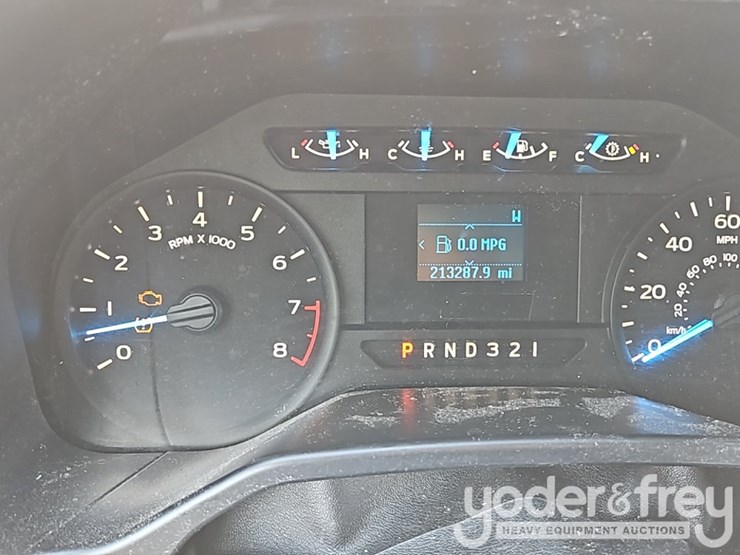 2016-ford-f150-image-32