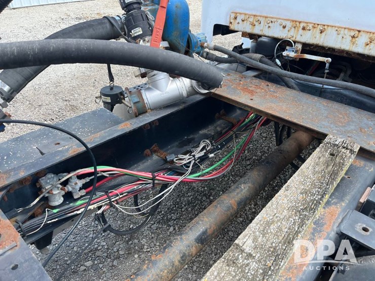 1995-cummins-m11-image-37