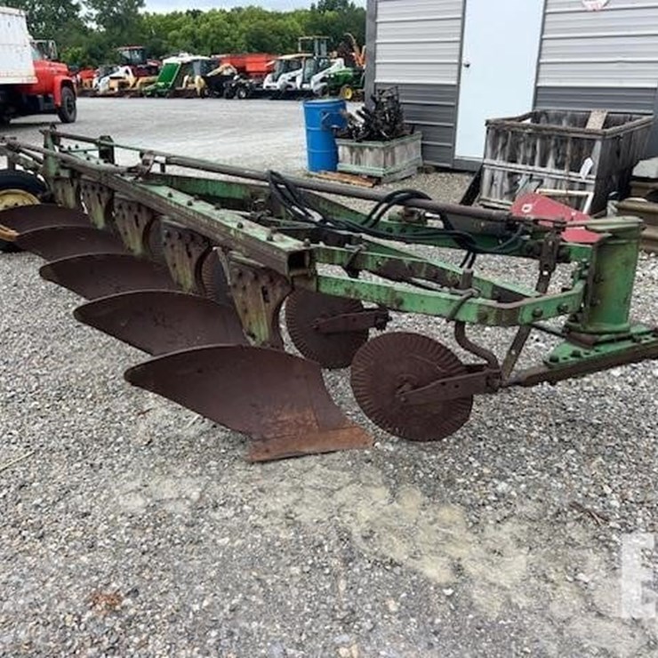 JOHN DEERE 5