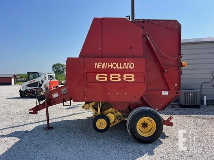new-holland-688-image-13