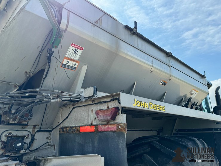 2022-john-deere-800r-image-20