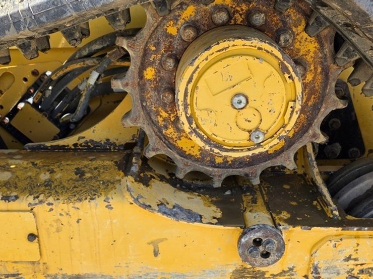 2021-caterpillar-289d3-image-24