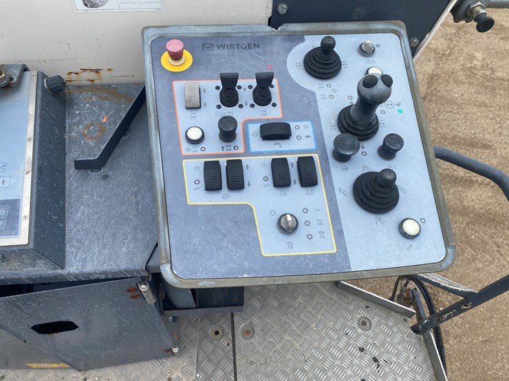 2018-wirtgen-w210i-image-22