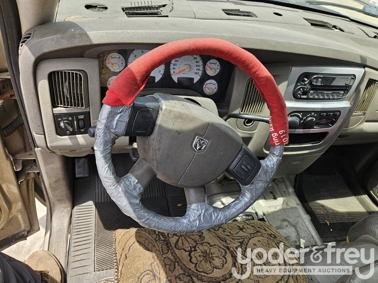 2004-dodge-ram-1500-image-33