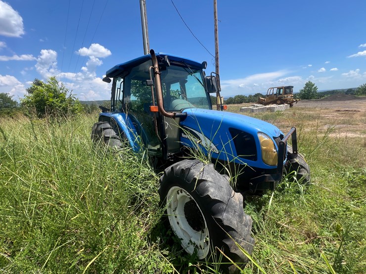 new-holland-tl100a-image-2