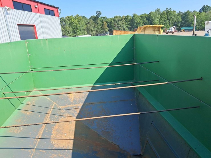 g&m-350-gravity-wagon-image-14