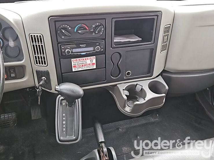 2015-international-durastar-4300-image-36