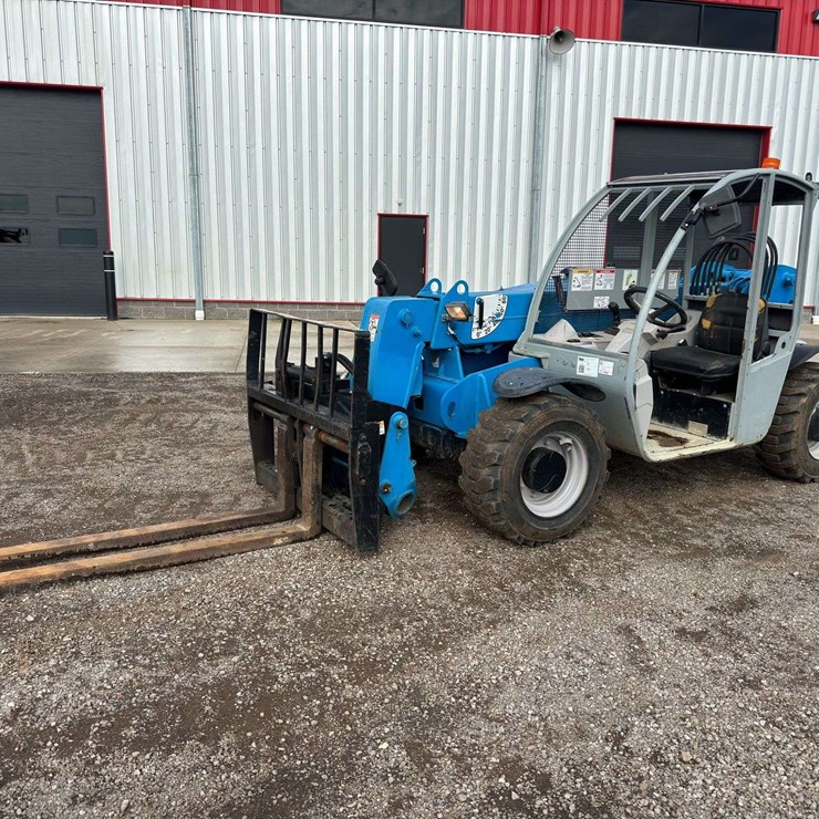 2013 GENIE GTH5519
