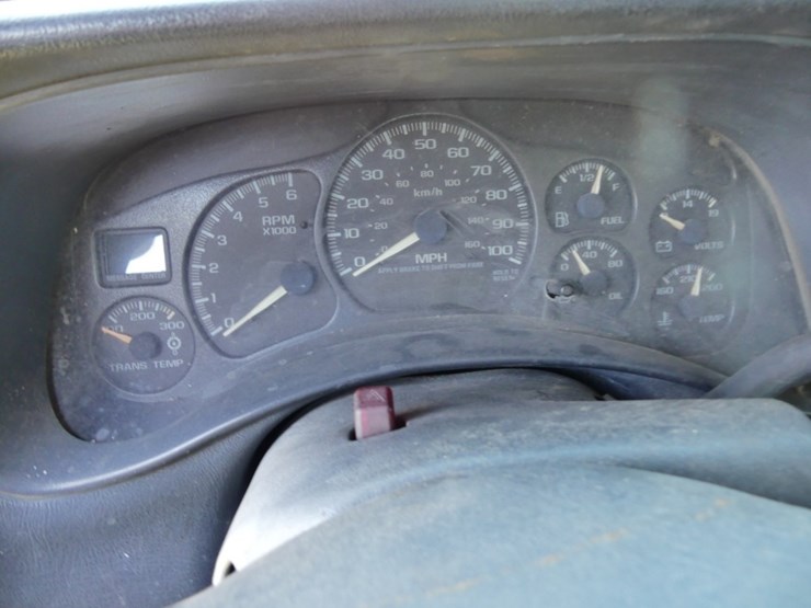 2002-chevrolet-3500-image-12