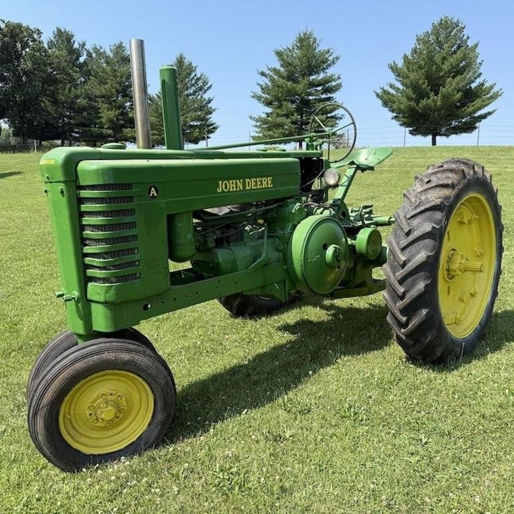 JOHN DEERE A