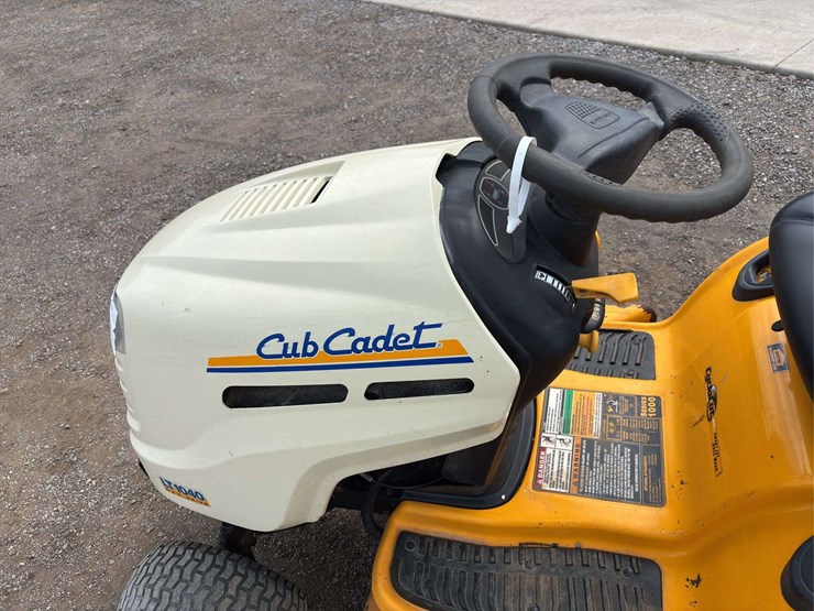 cub-cadet-lt1040-image-12