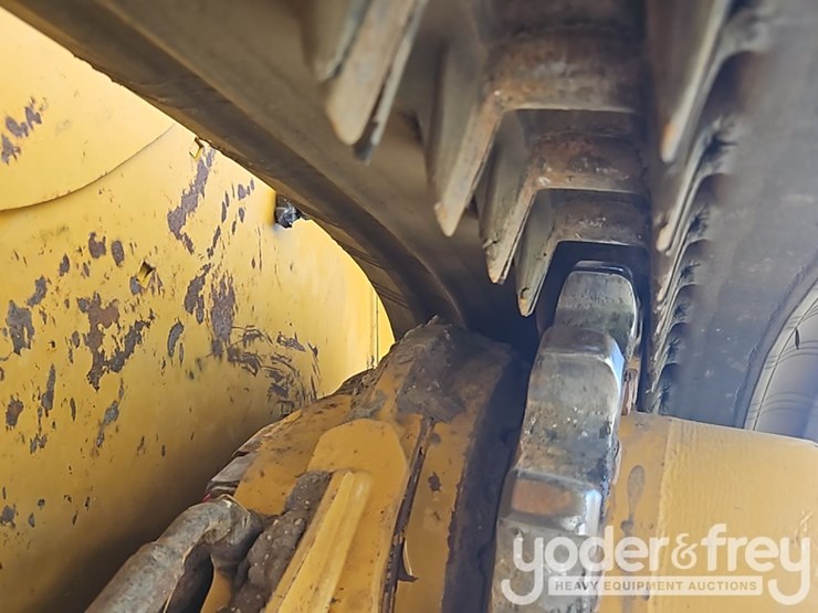 2022-caterpillar-259d3-image-9
