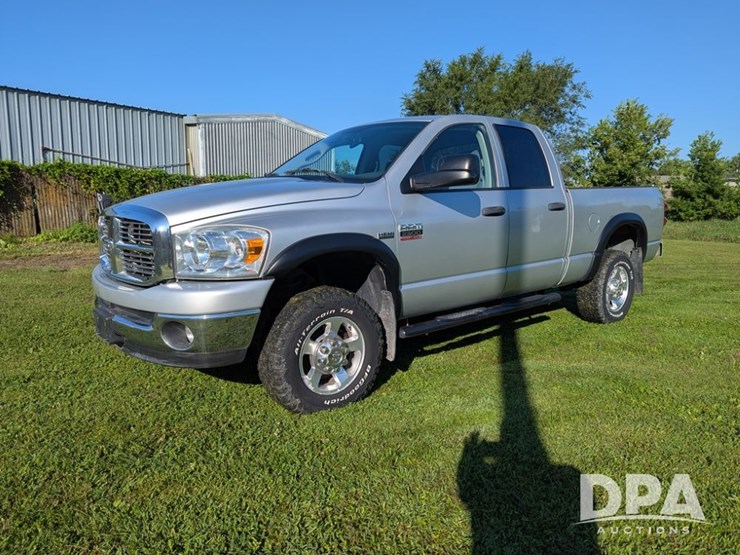 2009-dodge-ram-2500-image-11