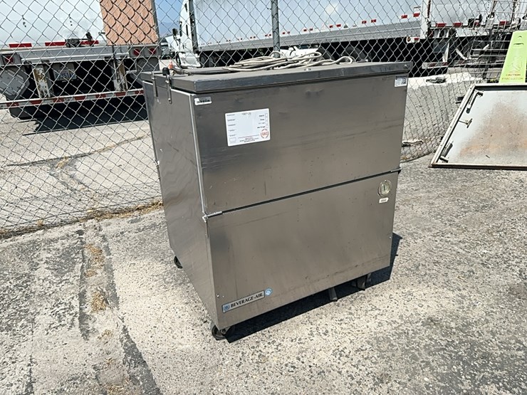lot#----beverage-air-st34n-s-refrigerator-image-1