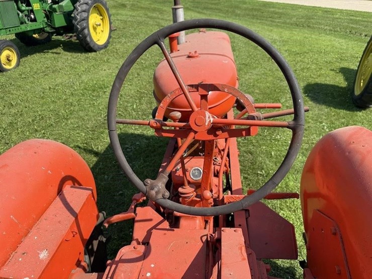 allis-chalmers-wd-tractor-image-11