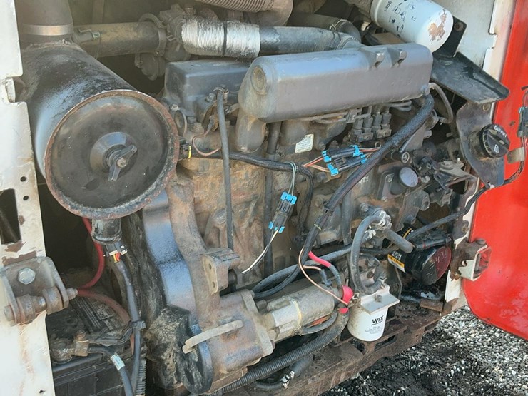 2004-bobcat-t190-image-59