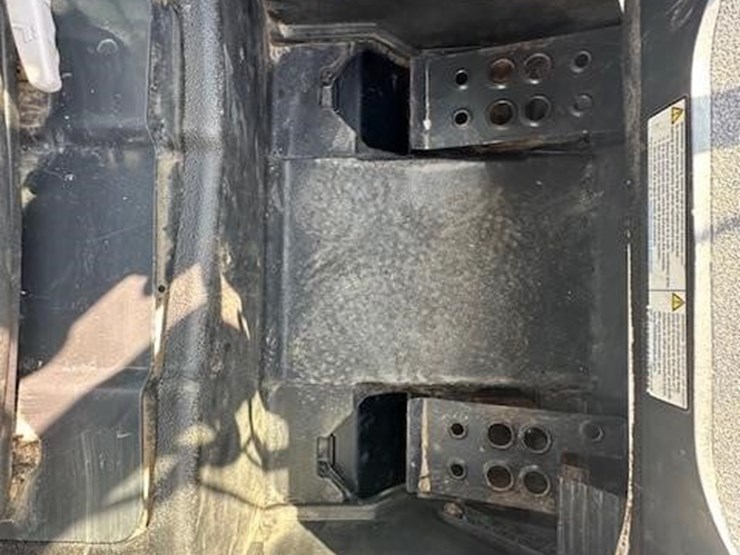 2021-bobcat-t770-image-18