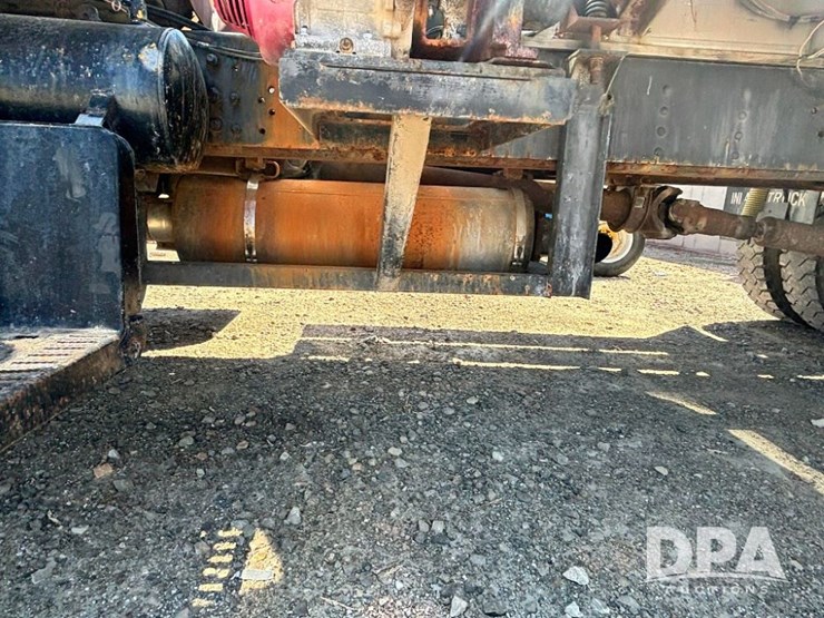 1997-caterpillar-3116-image-25