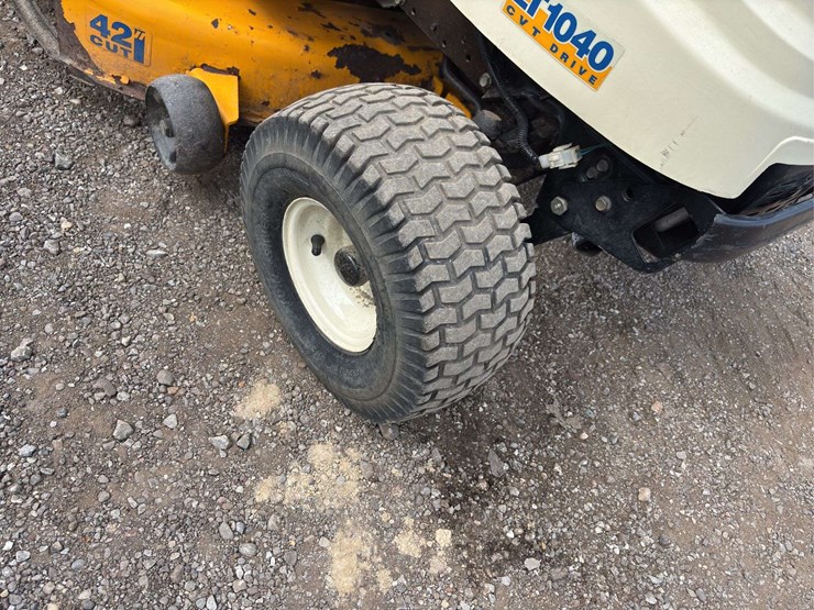 cub-cadet-lt1040-image-7
