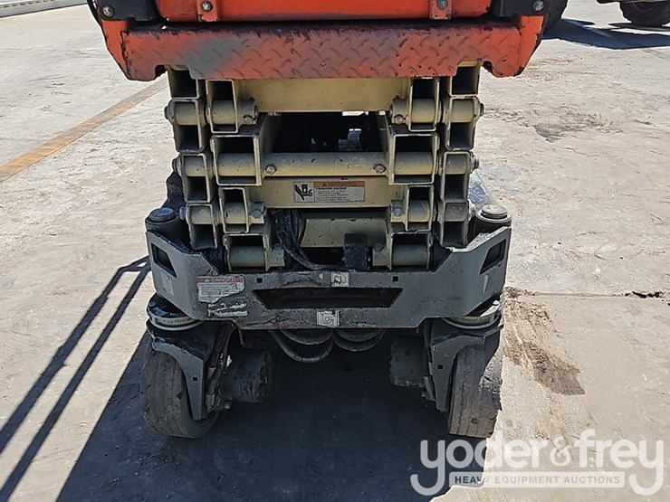 jlg-8042-image-9