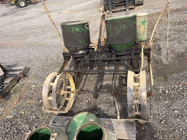john-deere-447-image-4