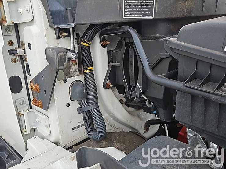 2015-international-durastar-4300-image-29