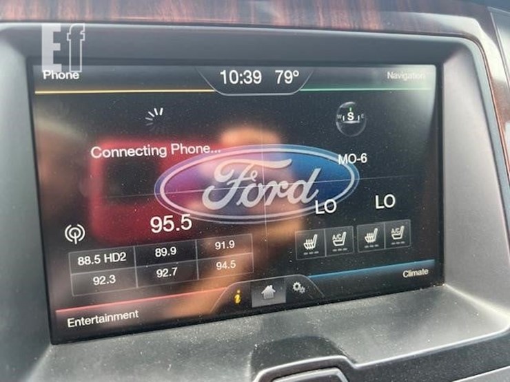 2015-ford-expedition-platinum-image-45