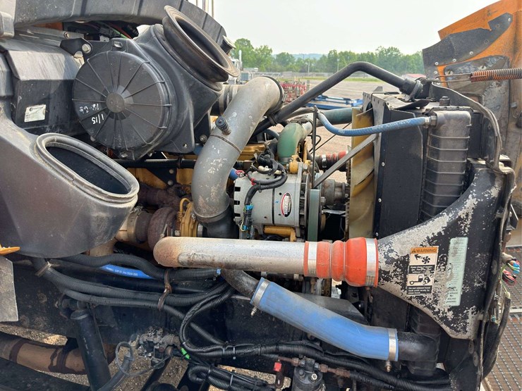 1999-kenworth-t300-image-27