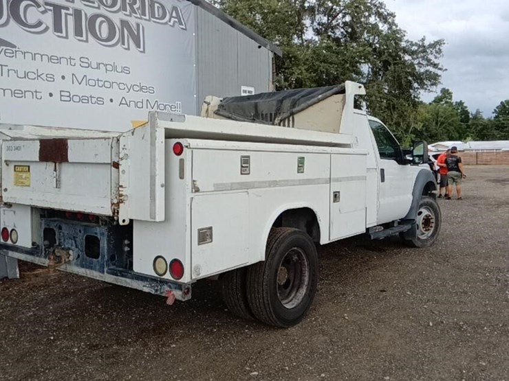 2013-ford-f550-image-4