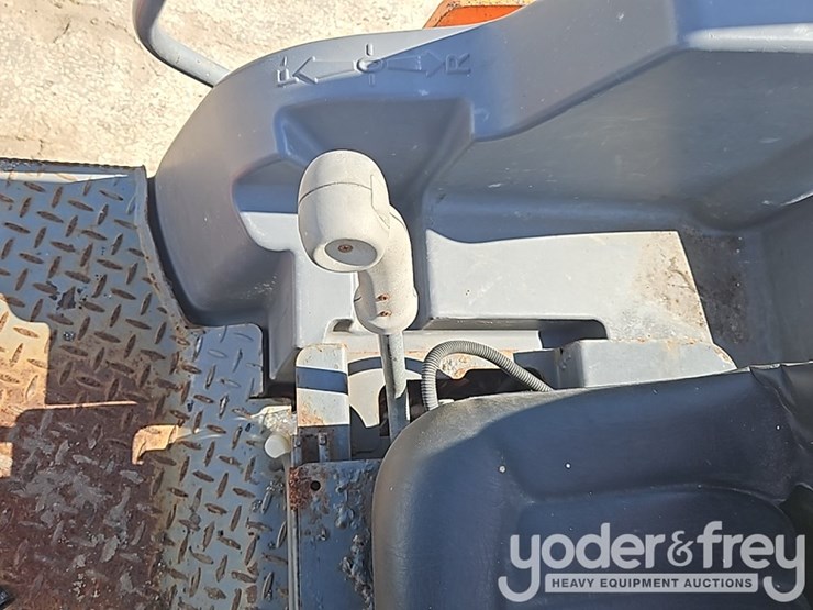 2010-hamm-hd14vv-image-20