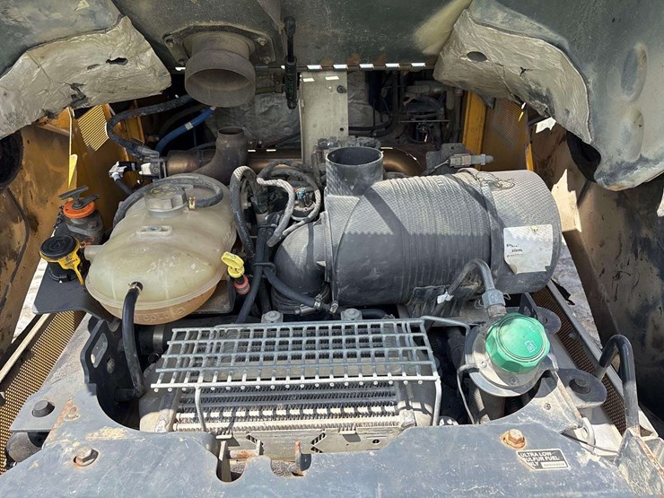 deere-331g-image-26