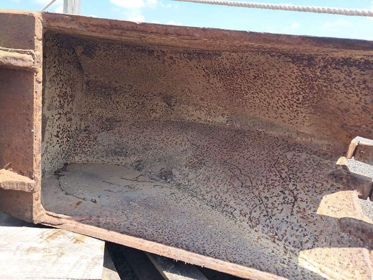 adco-v-24"-rock/frost-bucket-image-6