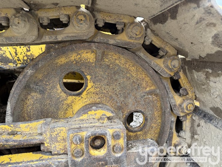komatsu-d37p-5-image-9