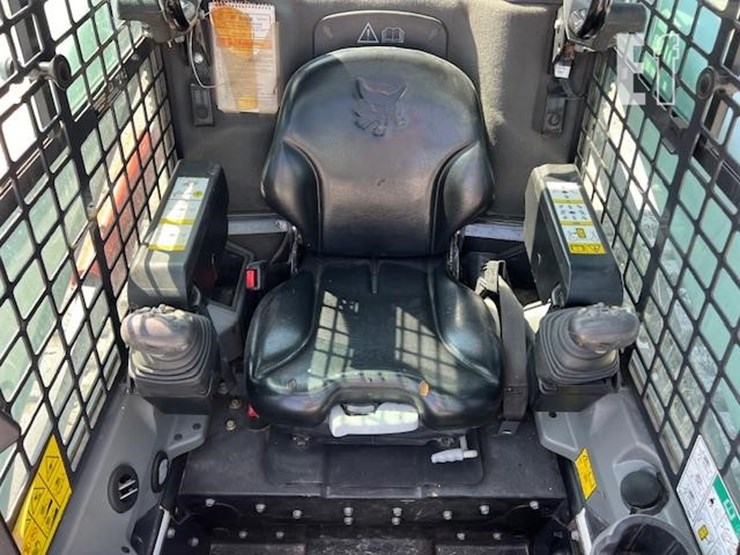 2021-bobcat-t595-image-22