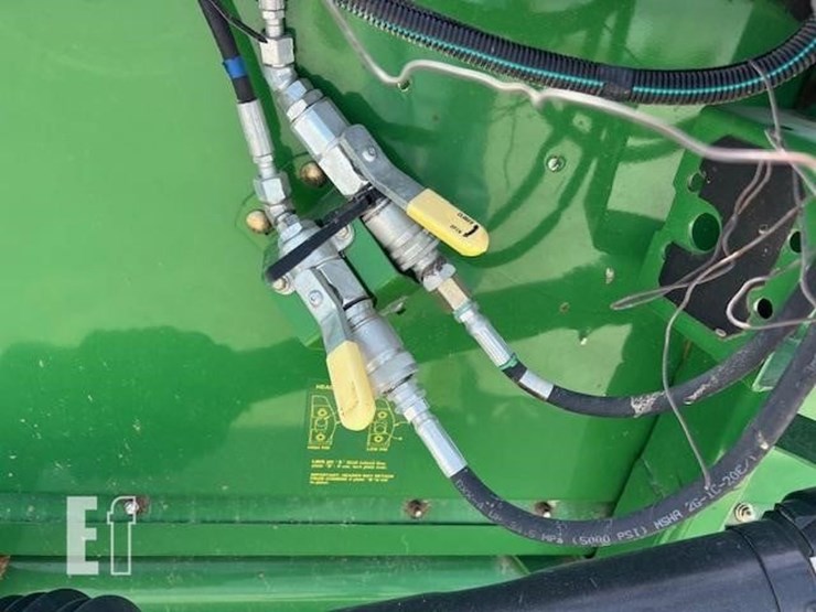 2009-john-deere-630f-image-34