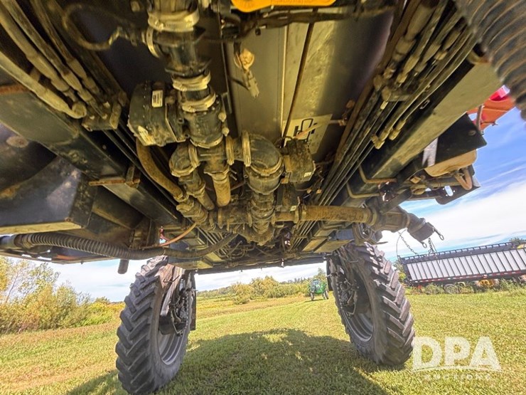 2019-case-ih-patriot-4440-image-28