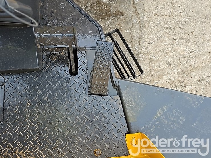 2015-terex-ta6-image-33