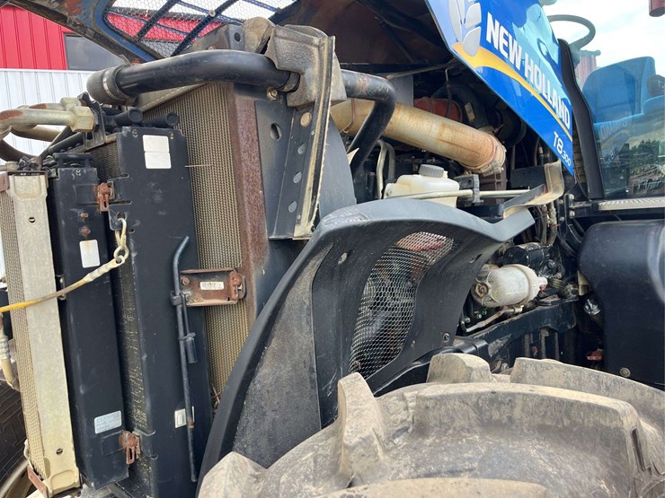 2012-new-holland-t8.300-image-18