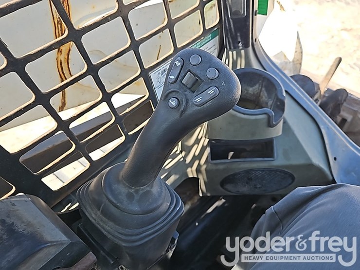 2018-bobcat-t590-image-24