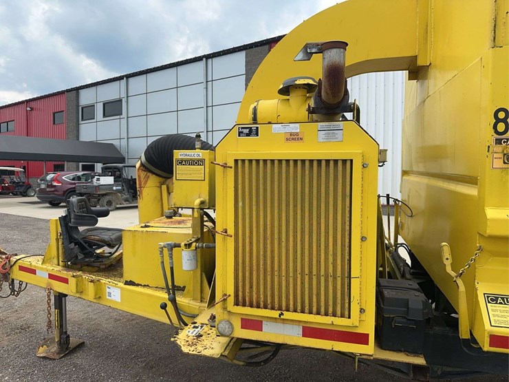 2009-dinkmar-sc-25-muleself-contained-leaf-vac-image-32