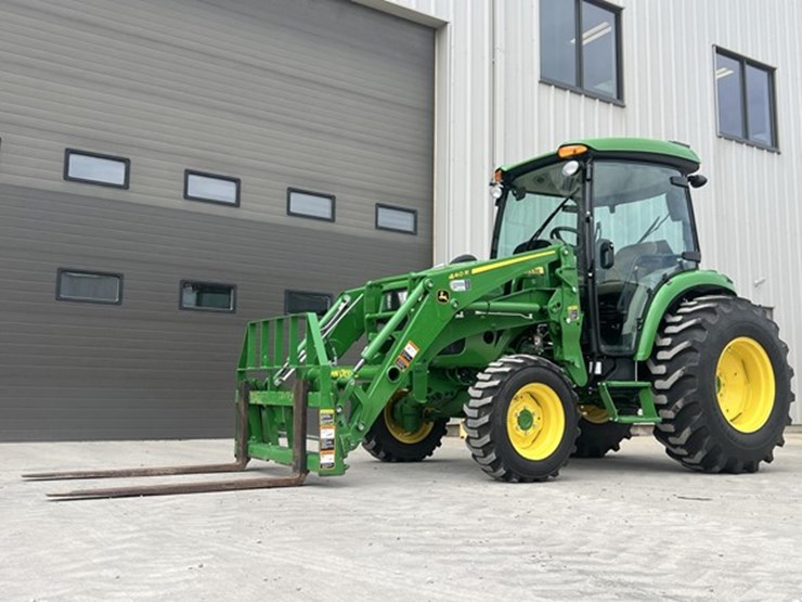 2024-john-deere-4066r-image-2