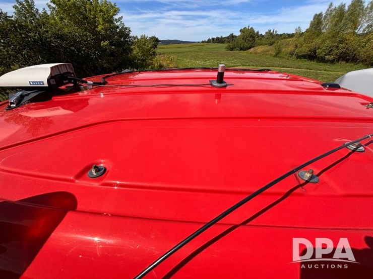 2019-case-ih-patriot-4440-image-101
