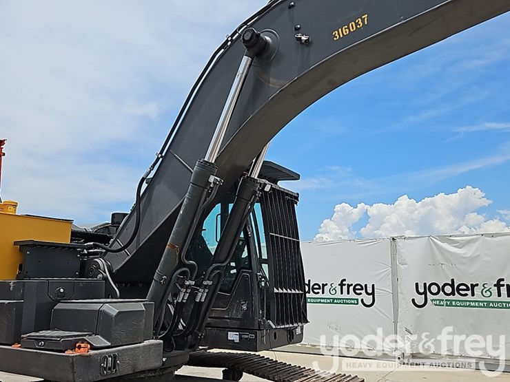 2021-volvo-ec250el-image-14
