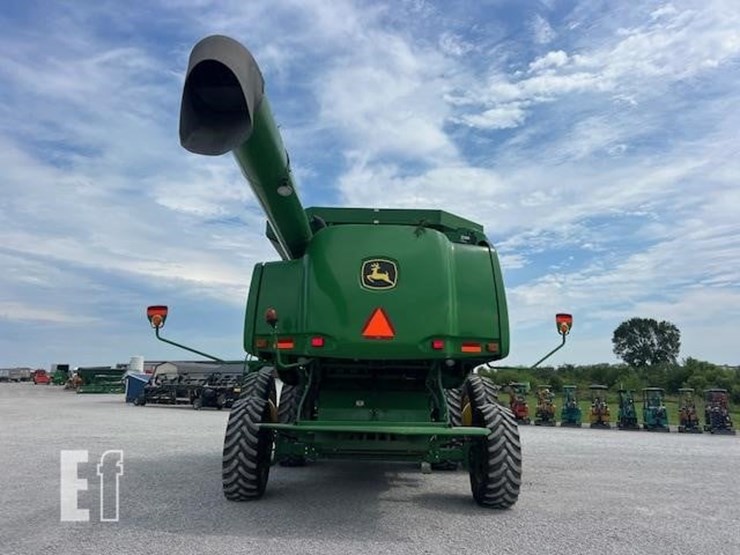 2011-john-deere-9770-sts-image-7