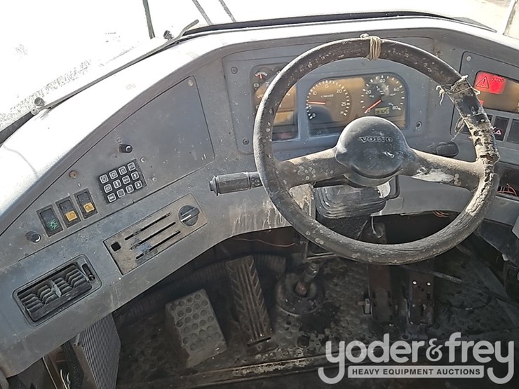 2009-volvo-a40e-image-32