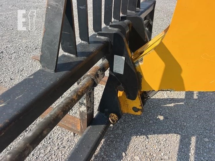2016-jcb-507-42-image-13