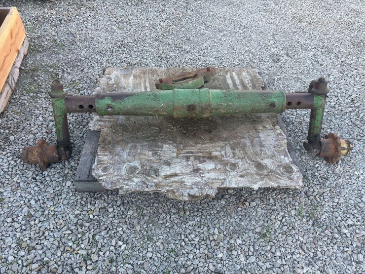 john-deere-model-b-image-1